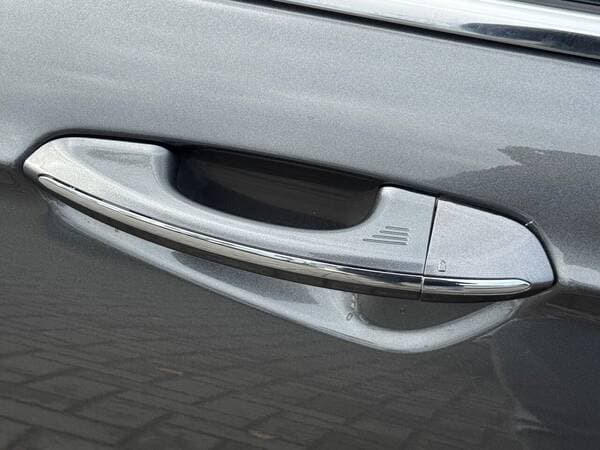 2016 Ford Fusion — Miniatură 5