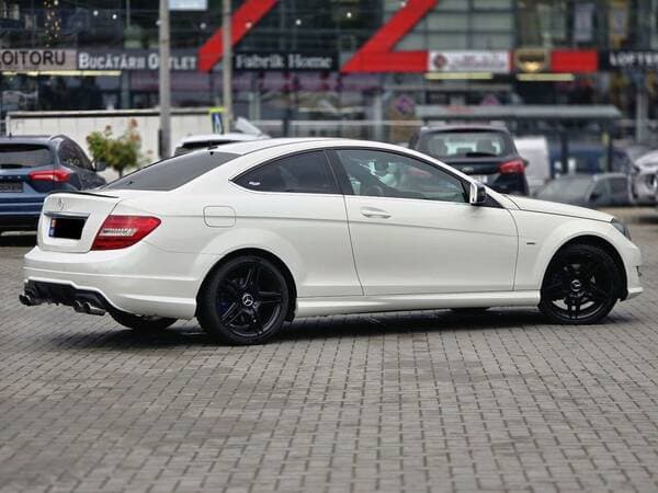 2011 Mercedes C 250 — Miniatură 3