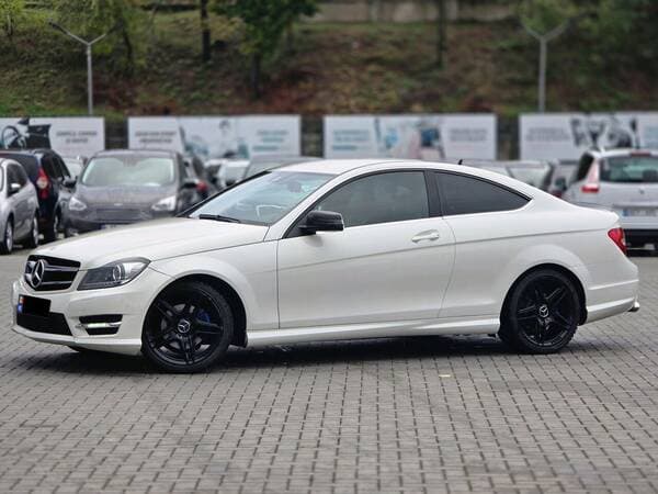 2011 Mercedes C 250 — Miniatură 2