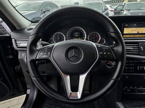 Mercedes E 200 2012 — Миниатюра 8