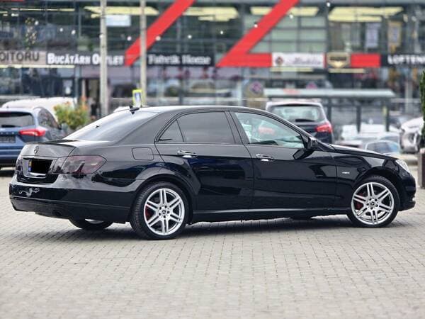 Mercedes E 200 2012 — Миниатюра 3