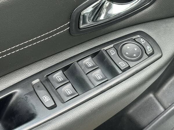Renault Grand Scenic 2014 — Миниатюра 15