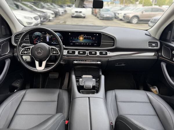 Mercedes GLE 300d 2022 — Миниатюра 7