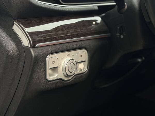 Mercedes GLE 300d 2022 — Миниатюра 13