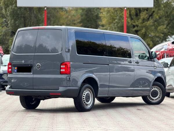 Volkswagen Transporter 2017 — Миниатюра 3