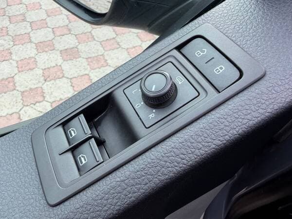 Volkswagen Transporter 2017 — Миниатюра 13