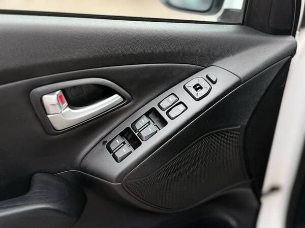 2015 Hyundai Tucson — Miniatură 16