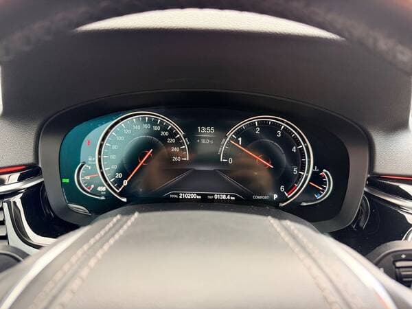 BMW 520 2018 — Миниатюра 19