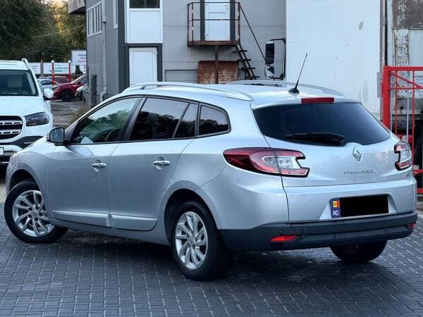 2014 Renault Megane — Miniatură 3