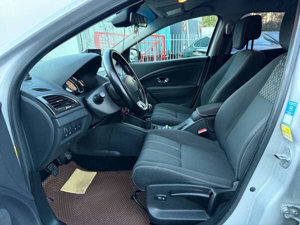 2014 Renault Megane — Miniatură 6