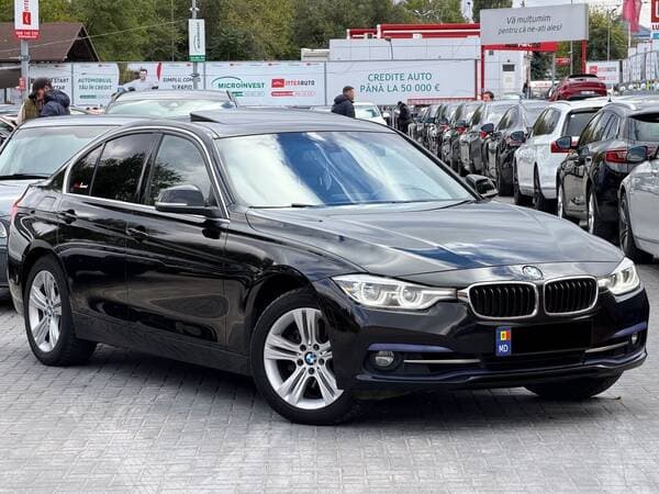 2017 BMW 330 — Miniatură 2