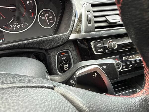2017 BMW 330 — Miniatură 11