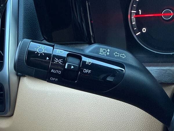 2021 Kia Sorento — Miniatură 16