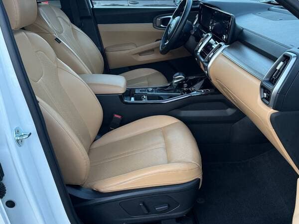 2021 Kia Sorento — Miniatură 7