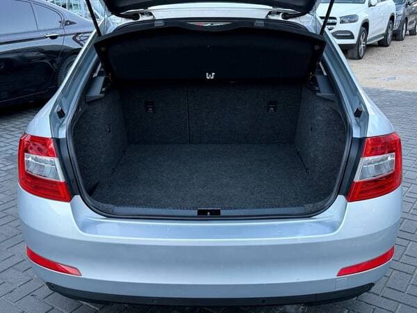2015 Skoda Octavia — Miniatură 19