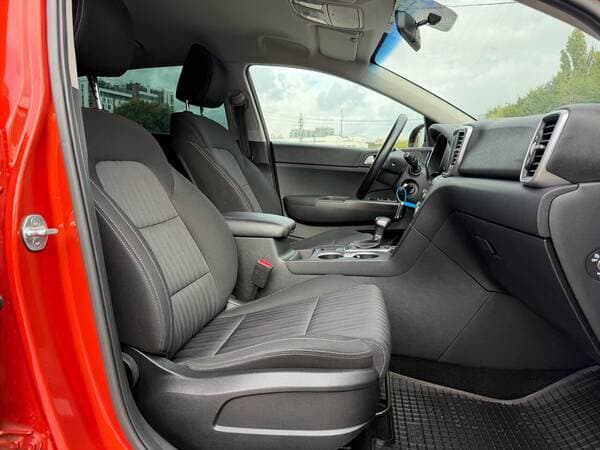 2021 Kia Sportage — Miniatură 6