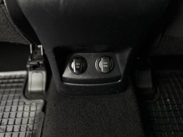 2021 Kia Sportage — Miniatură 20