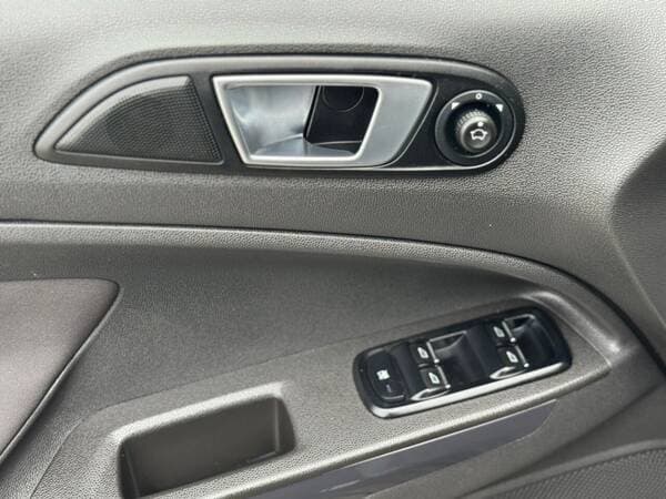 Ford Ecosport 2017 — Миниатюра 15