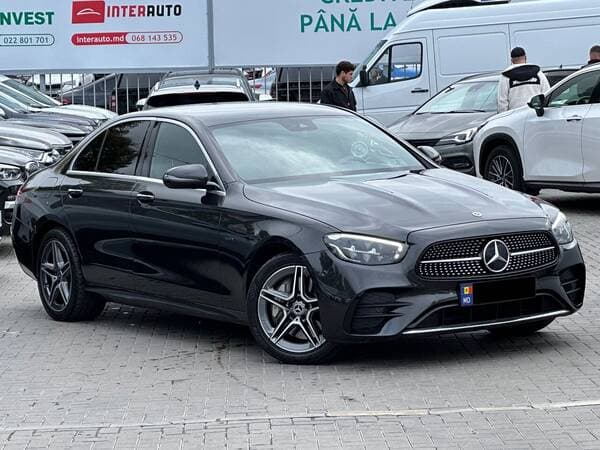 2020 Mercedes E 300de — Miniatură 2