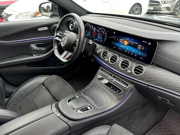 2020 Mercedes E 300de — Miniatură 10