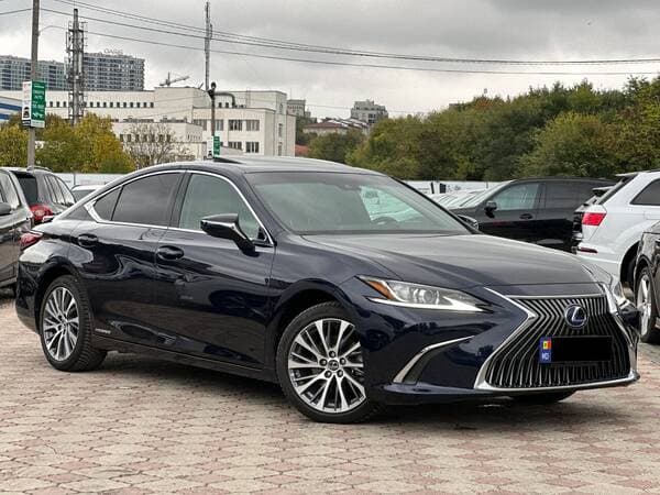 Lexus ES 300h 2021 — Миниатюра 2