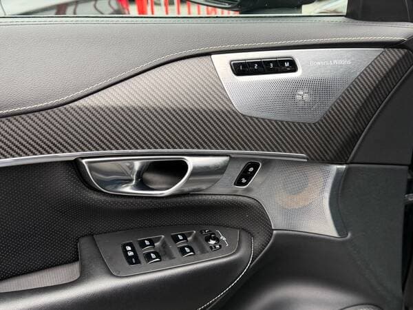 Volvo XC 90 2019 — Миниатюра 20