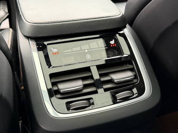 Volvo XC 90 2019 — Миниатюра 25