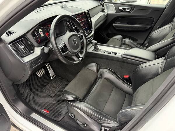2017 Volvo XC 60 — Miniatură 7