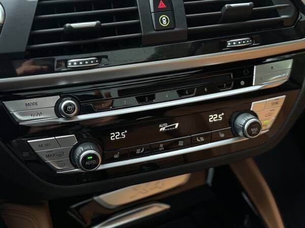 2019 BMW X4 2.5D — Miniatură 13