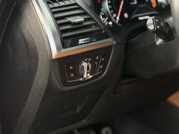 2019 BMW X4 2.5D — Miniatură 15