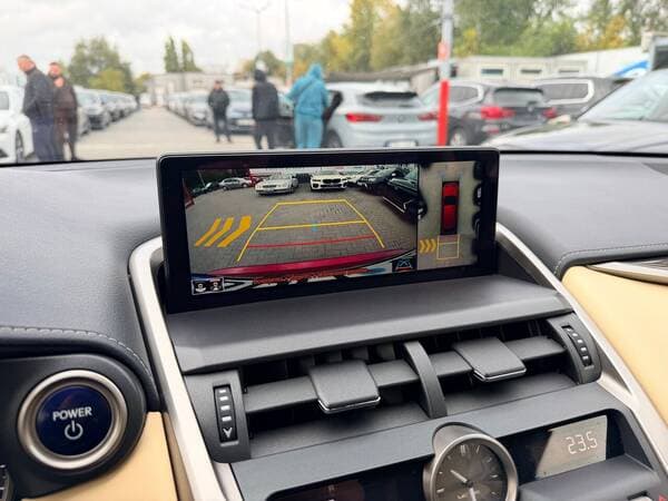 2018 Lexus NX 300H — Miniatură 12