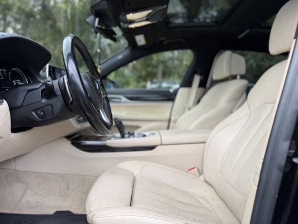 2016 BMW 740 — Miniatură 7