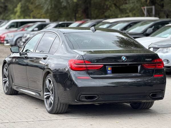 2016 BMW 740 — Miniatură 3