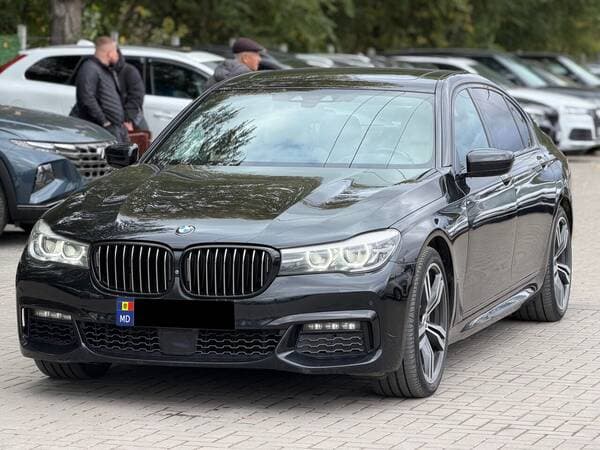 2016 BMW 740 — Miniatură 2