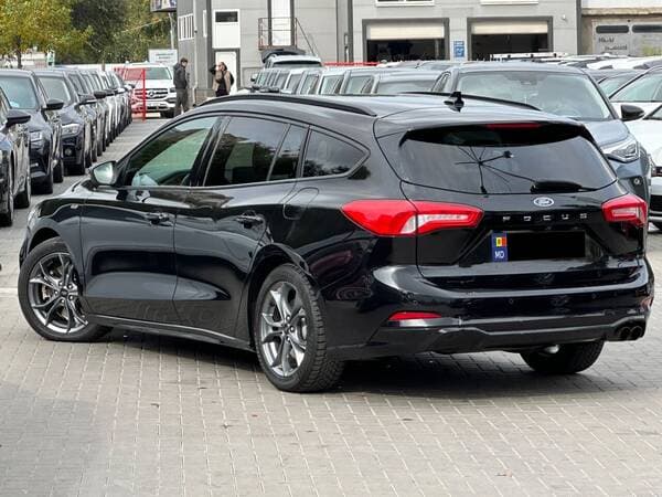 2020 Ford Focus — Miniatură 3