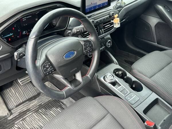 2020 Ford Focus — Miniatură 11