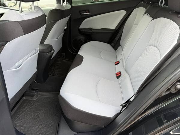 2019 Toyota Prius — Miniatură 17