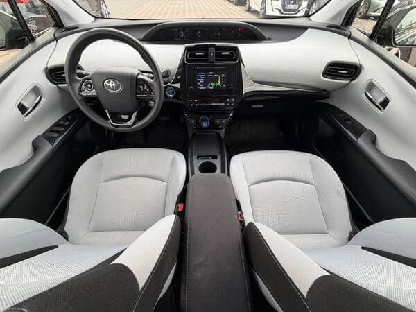 2019 Toyota Prius — Miniatură 10