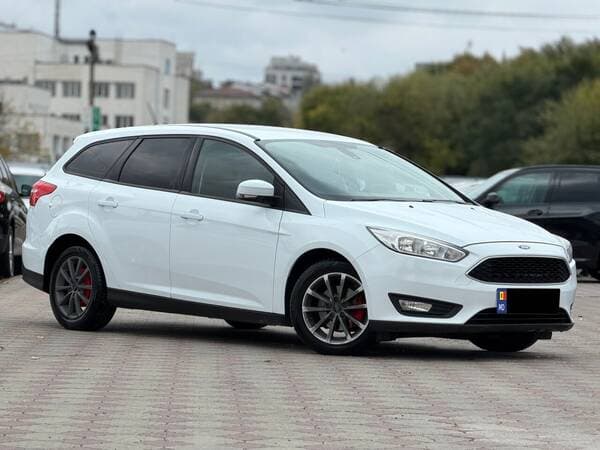 2017 Ford Focus — Miniatură 2