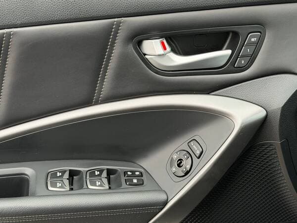 2015 Hyundai Grand Santa Fe — Miniatură 13