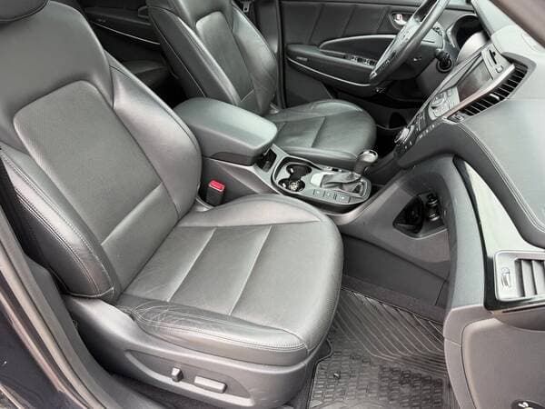 2015 Hyundai Grand Santa Fe — Miniatură 5