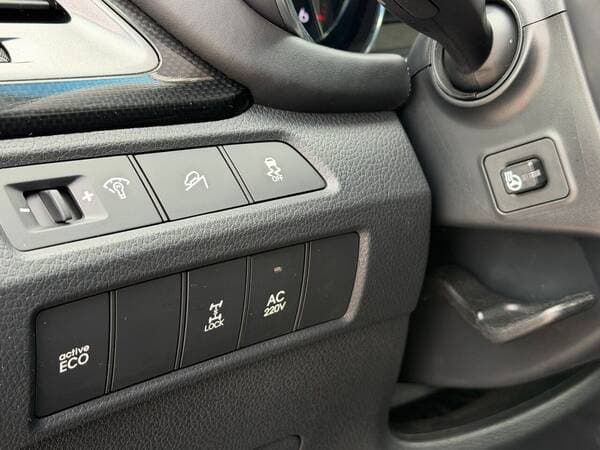 2015 Hyundai Grand Santa Fe — Miniatură 12