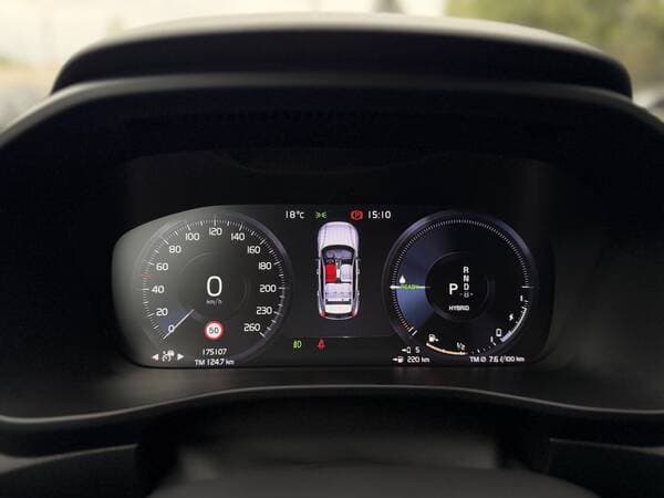 2021 Volvo XC 40 — Miniatură 12