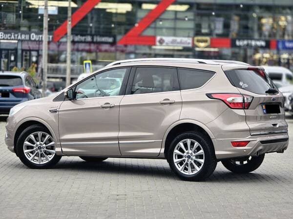 2017 Ford Kuga — Miniatură 4