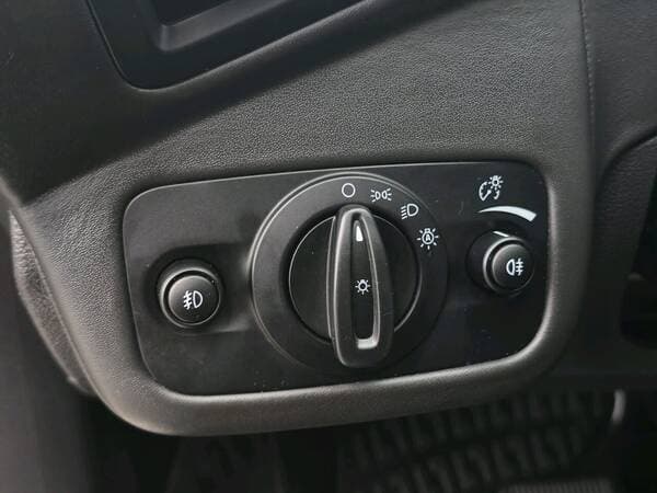 2017 Ford Kuga — Miniatură 16
