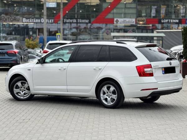 Skoda Octavia 2018 — Миниатюра 4