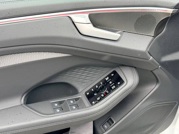 2026 Audi A6 — Miniatură 16