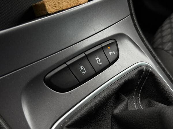 Opel Astra 2020 — Миниатюра 14