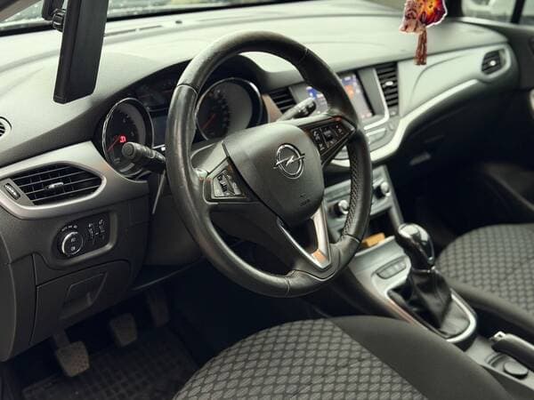 Opel Astra 2020 — Миниатюра 8