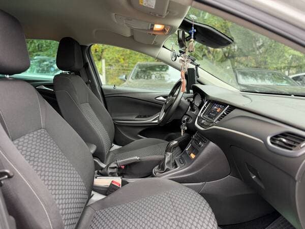 Opel Astra 2020 — Миниатюра 6